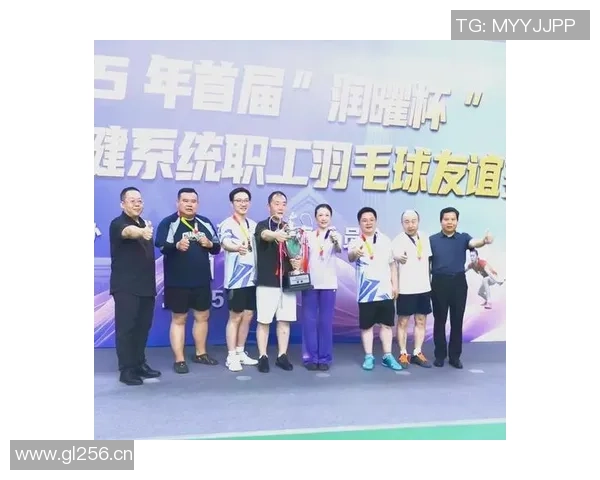 市卫健系统成功举办第三届羽毛球比赛